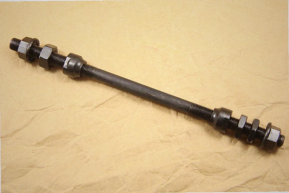 Bicycle Bike Rear Axle 3/8 x 210mm 26tpi Single Speed Black Iron