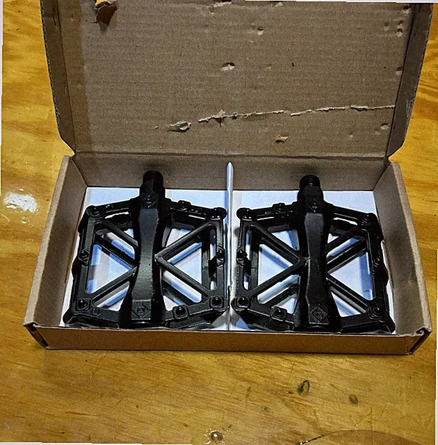 Bicycle BMX Mountain Bike Pedal 9/16" Thread Parts Super Strong Ultra-Light Plat