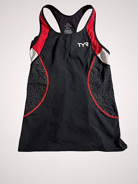TYR Cycling Women's Small Black Red Tank Pullover 1/2 Zip Triathlon Pockets