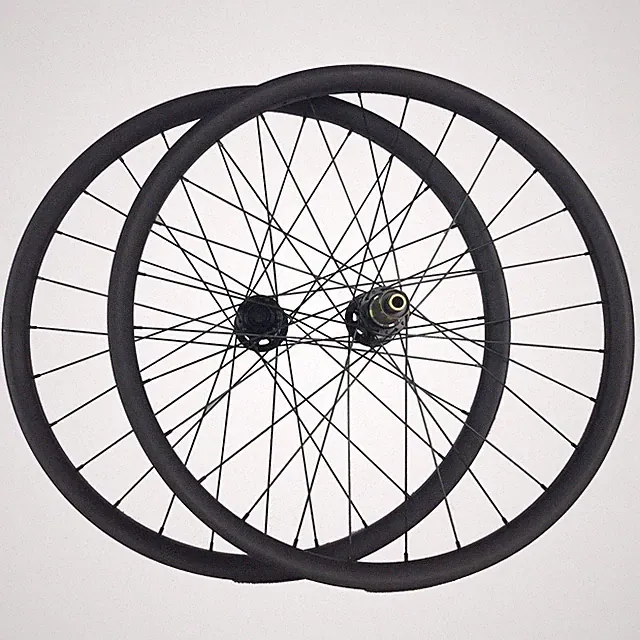 Ultra Light Cycling Carbon Wheelset 29'/27.5/26 Inch Bicycle Wheels 35*25mm